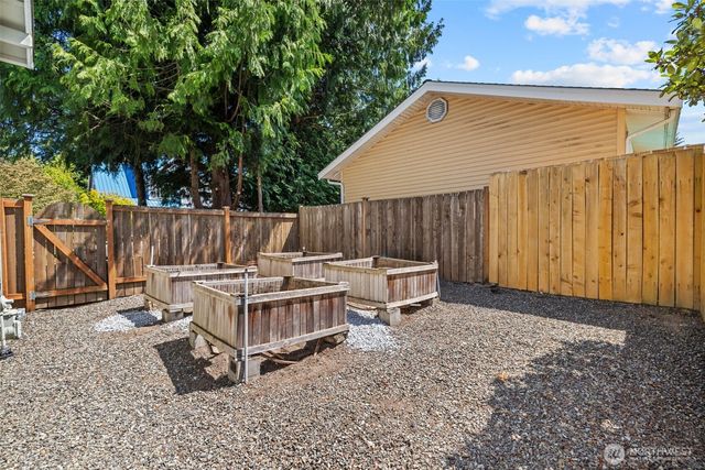 12627 NE 157th Street, Woodinville, WA 98072