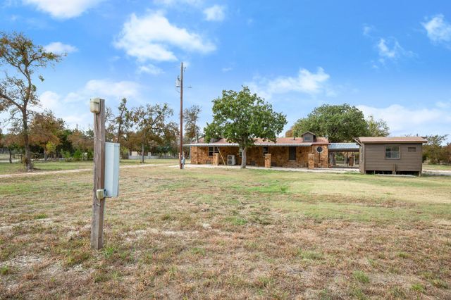 1900 County Road 226, Florence, TX 76527