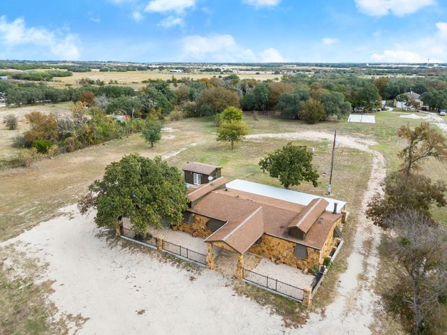 1900 County Road 226, Florence, TX 76527