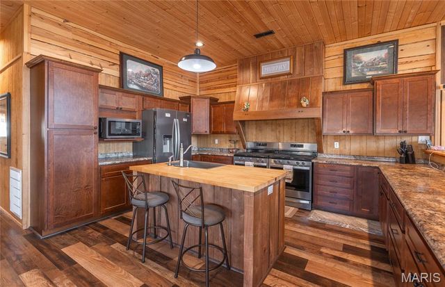 150 Keysville Rd, Steelville, MO 65565