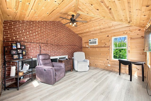 311 W Taylor Road, Lombard, IL 60148