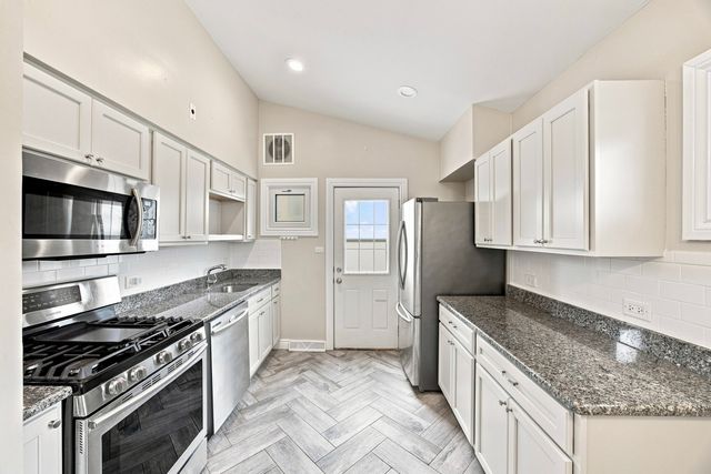 311 W Taylor Road, Lombard, IL 60148