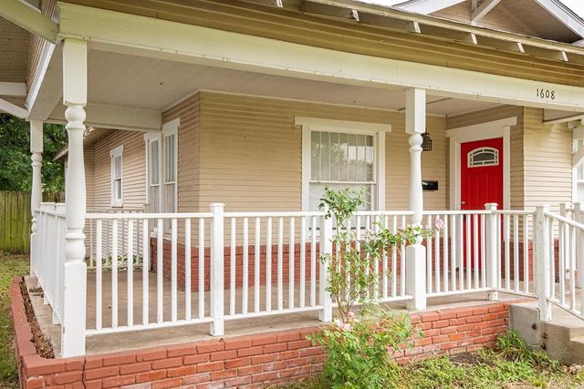 1608 NW 33rd Street, Oklahoma City, OK 73118