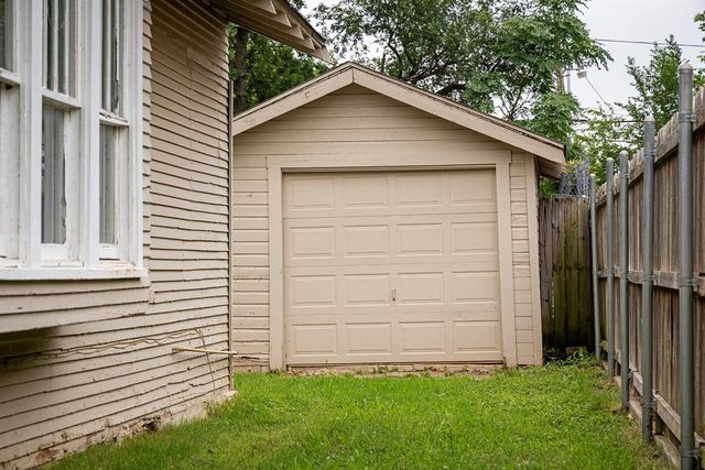 1608 NW 33rd Street, Oklahoma City, OK 73118