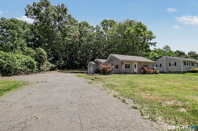 36 Donovan Road, Naugatuck, CT 06770