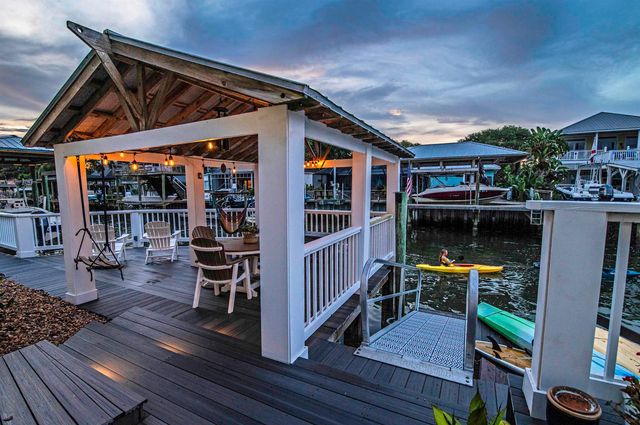 312 Amelia Ct, St Augustine, FL 32080