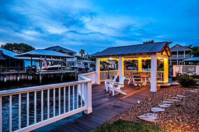 312 Amelia Ct, St Augustine, FL 32080