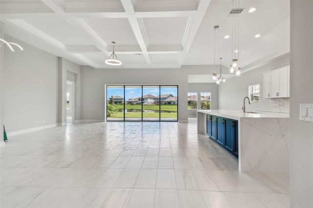 11239 RUSTIC TIMBER LOOP, San Antonio, FL 33576