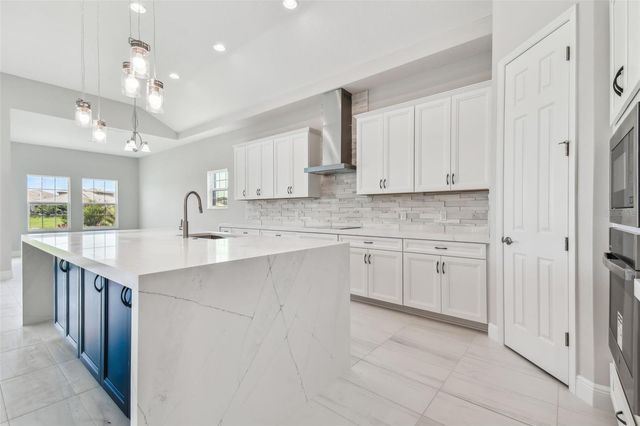 11239 RUSTIC TIMBER LOOP, San Antonio, FL 33576