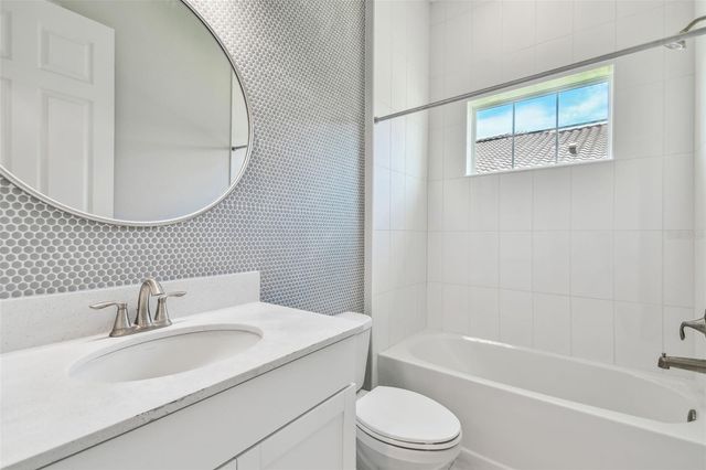 11239 RUSTIC TIMBER LOOP, San Antonio, FL 33576