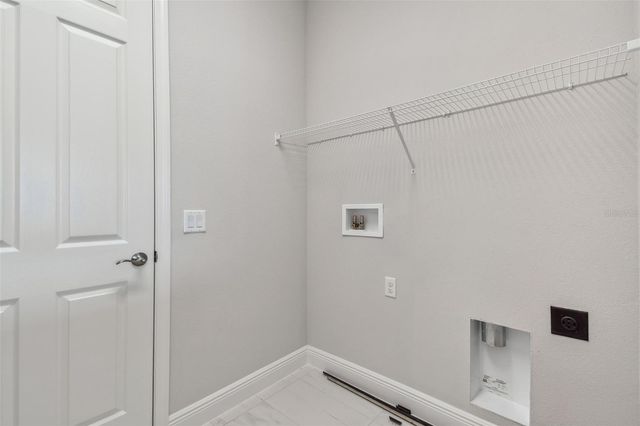 11239 RUSTIC TIMBER LOOP, San Antonio, FL 33576