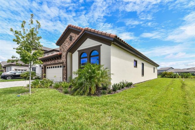 11239 RUSTIC TIMBER LOOP, San Antonio, FL 33576