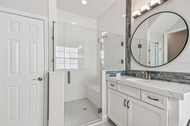 11239 RUSTIC TIMBER LOOP, San Antonio, FL 33576