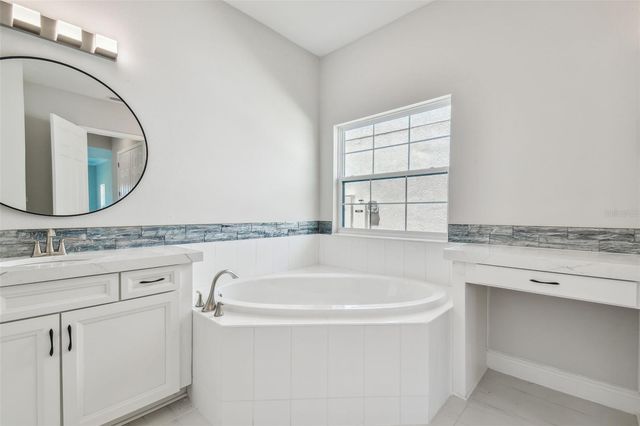 11239 RUSTIC TIMBER LOOP, San Antonio, FL 33576