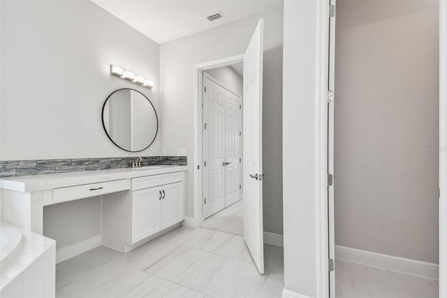 11239 RUSTIC TIMBER LOOP, San Antonio, FL 33576