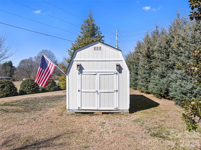 921 Hollow Hill Court, Stanfield, NC 28163