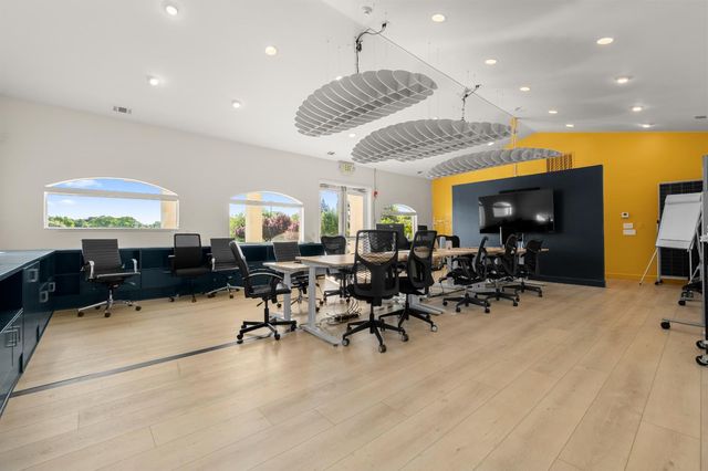 3000 Alexandrite Dr, Rescue, CA 95672