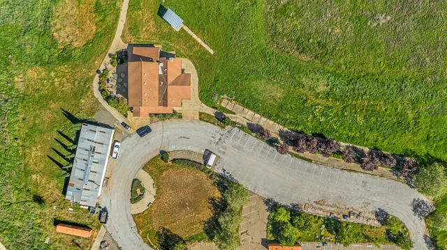 3000 Alexandrite Dr, Rescue, CA 95672