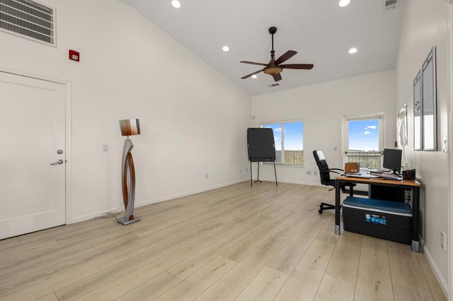 3000 Alexandrite Dr, Rescue, CA 95672