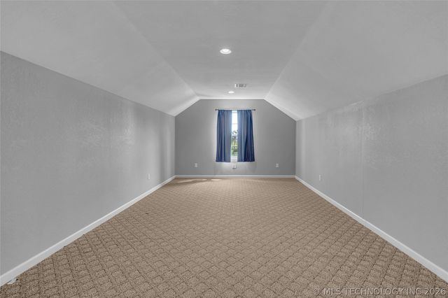 7045 S 369th East Avenue, Broken Arrow, OK 74014