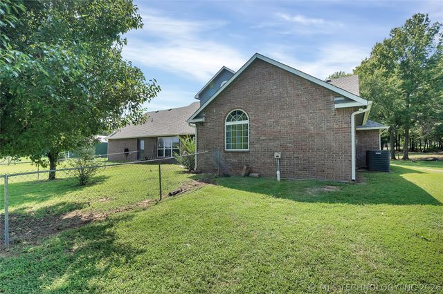 7045 S 369th East Avenue, Broken Arrow, OK 74014