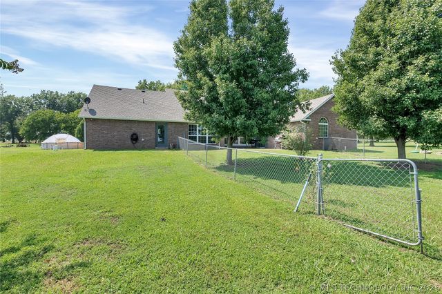 7045 S 369th East Avenue, Broken Arrow, OK 74014