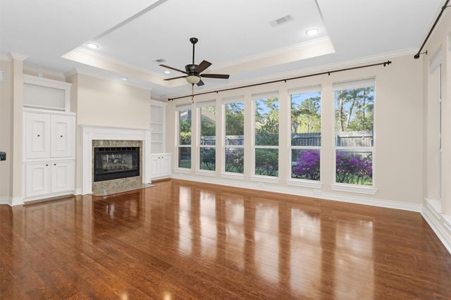 110 Wick Willow Drive, Montgomery, TX 77356