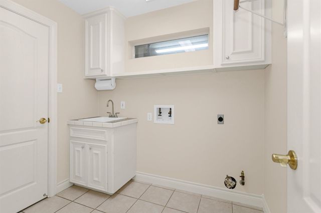 110 Wick Willow Drive, Montgomery, TX 77356