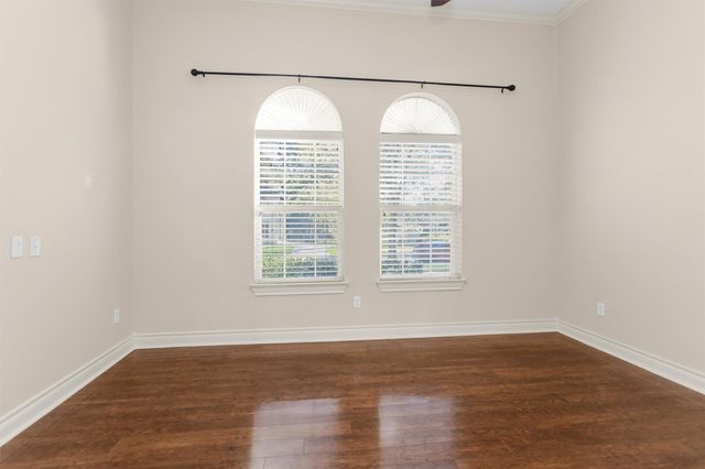 110 Wick Willow Drive, Montgomery, TX 77356