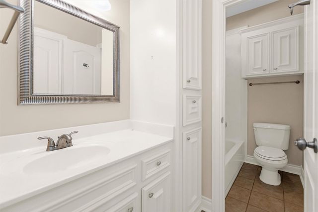 110 Wick Willow Drive, Montgomery, TX 77356