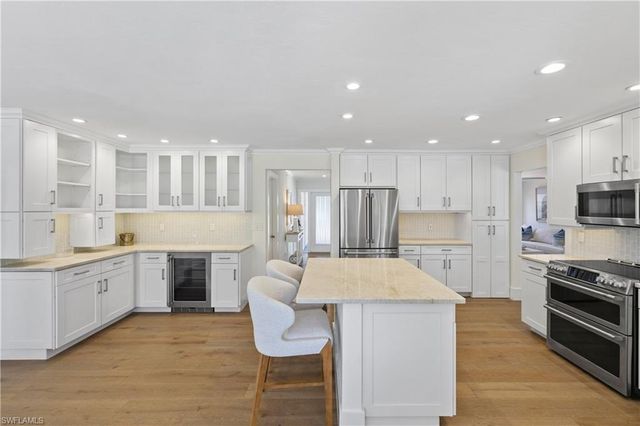 4916 Crayton RD, Naples, FL 34103