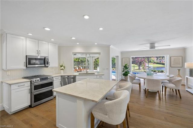 4916 Crayton RD, Naples, FL 34103