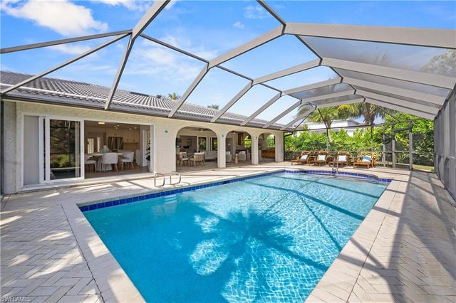 4916 Crayton RD, Naples, FL 34103