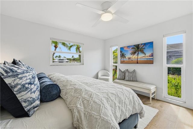 4916 Crayton RD, Naples, FL 34103