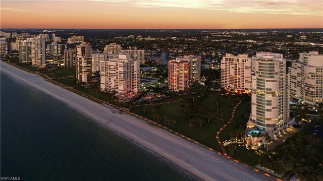 4916 Crayton RD, Naples, FL 34103