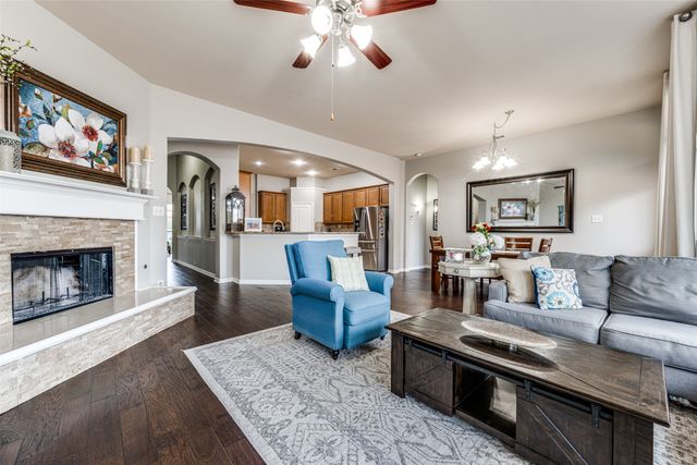 360 Falstaff Drive, Roanoke, TX 76262