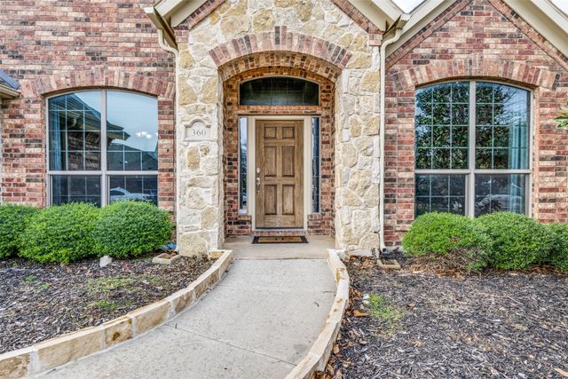 360 Falstaff Drive, Roanoke, TX 76262