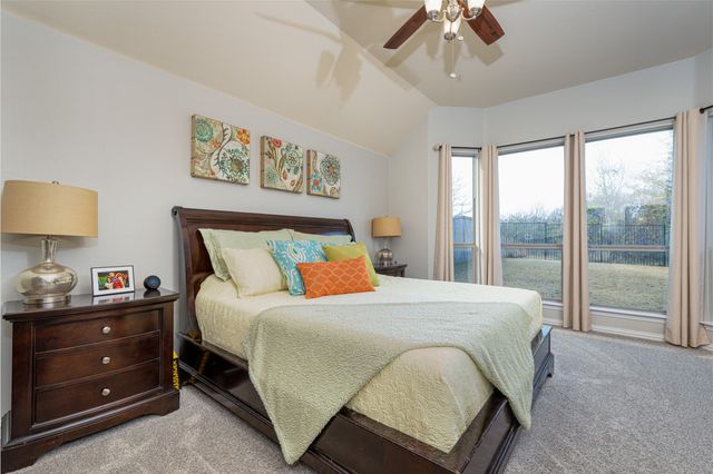 360 Falstaff Drive, Roanoke, TX 76262