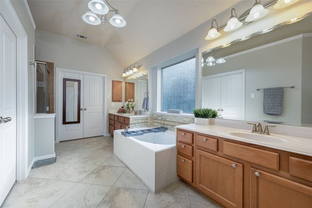 360 Falstaff Drive, Roanoke, TX 76262