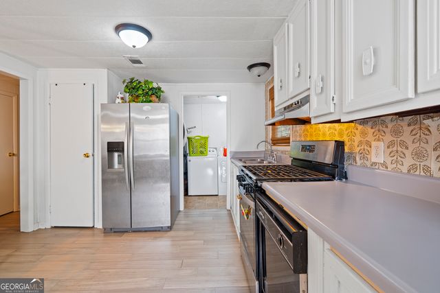 129 Woodland Drive, Gray, GA 31032