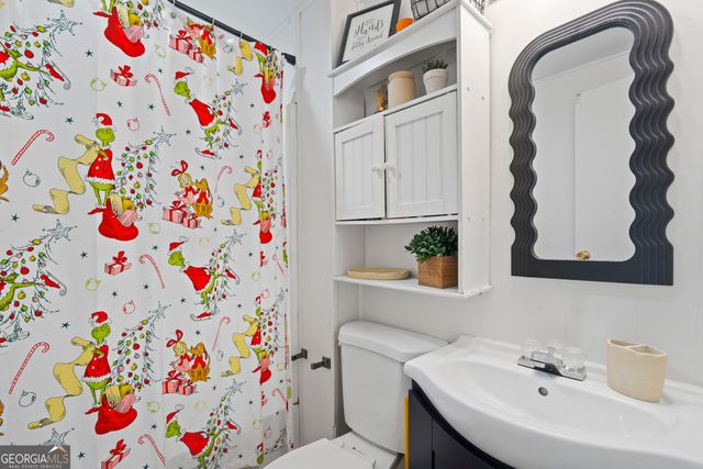 129 Woodland Drive, Gray, GA 31032