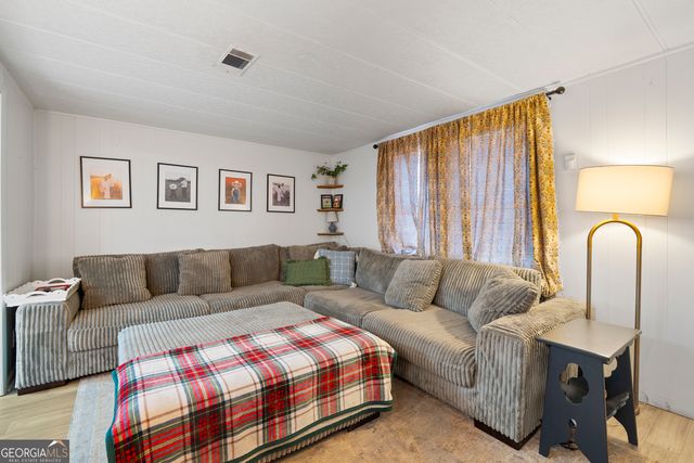 129 Woodland Drive, Gray, GA 31032