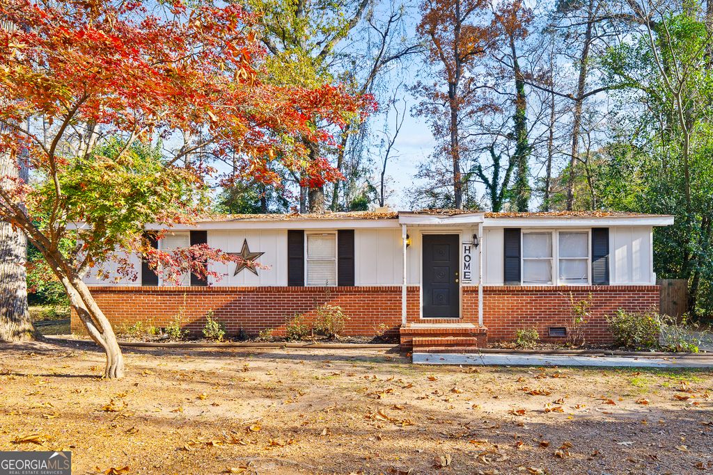 129 Woodland Drive, Gray, GA 31032