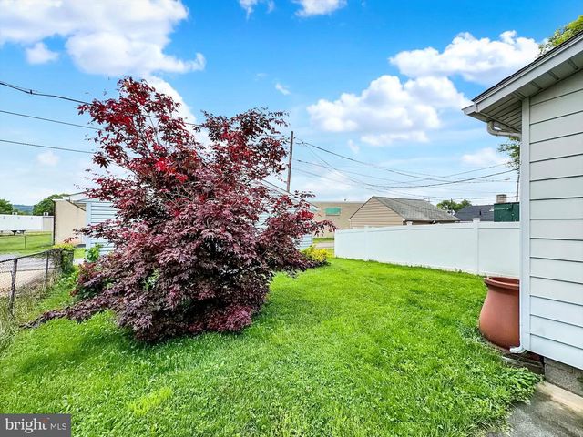 219 N HARTMAN ST, York, PA 17403