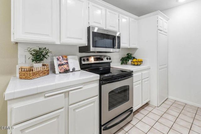 1228 Kirkford Way, Westlake Village, CA 91361