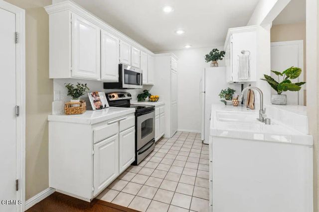 1228 Kirkford Way, Westlake Village, CA 91361