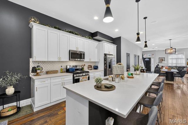 3237 California Avenue, St Louis, MO 63118