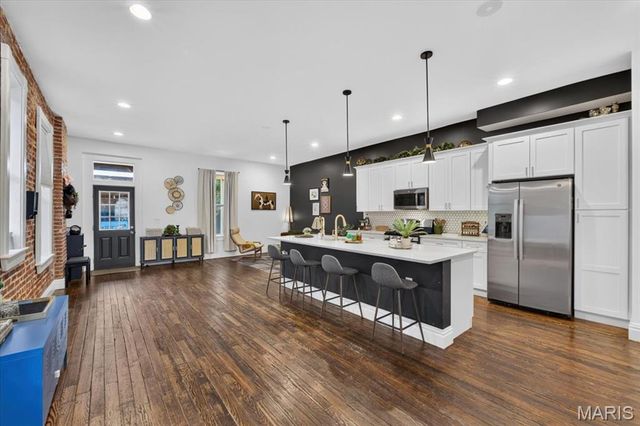 3237 California Avenue, St Louis, MO 63118