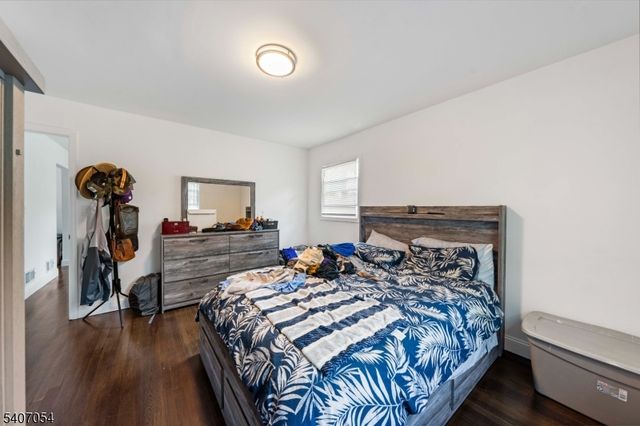 25 Evelyn Ct, Maplewood Twp., NJ 07040