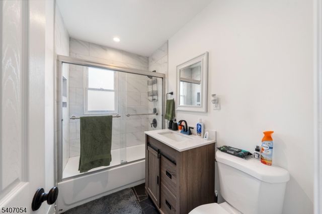 25 Evelyn Ct, Maplewood Twp., NJ 07040